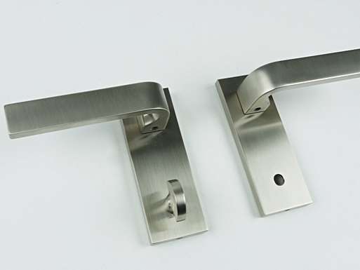 Custom backplate half moon