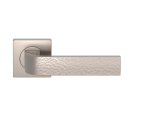 SKI SOLID HAMMERED