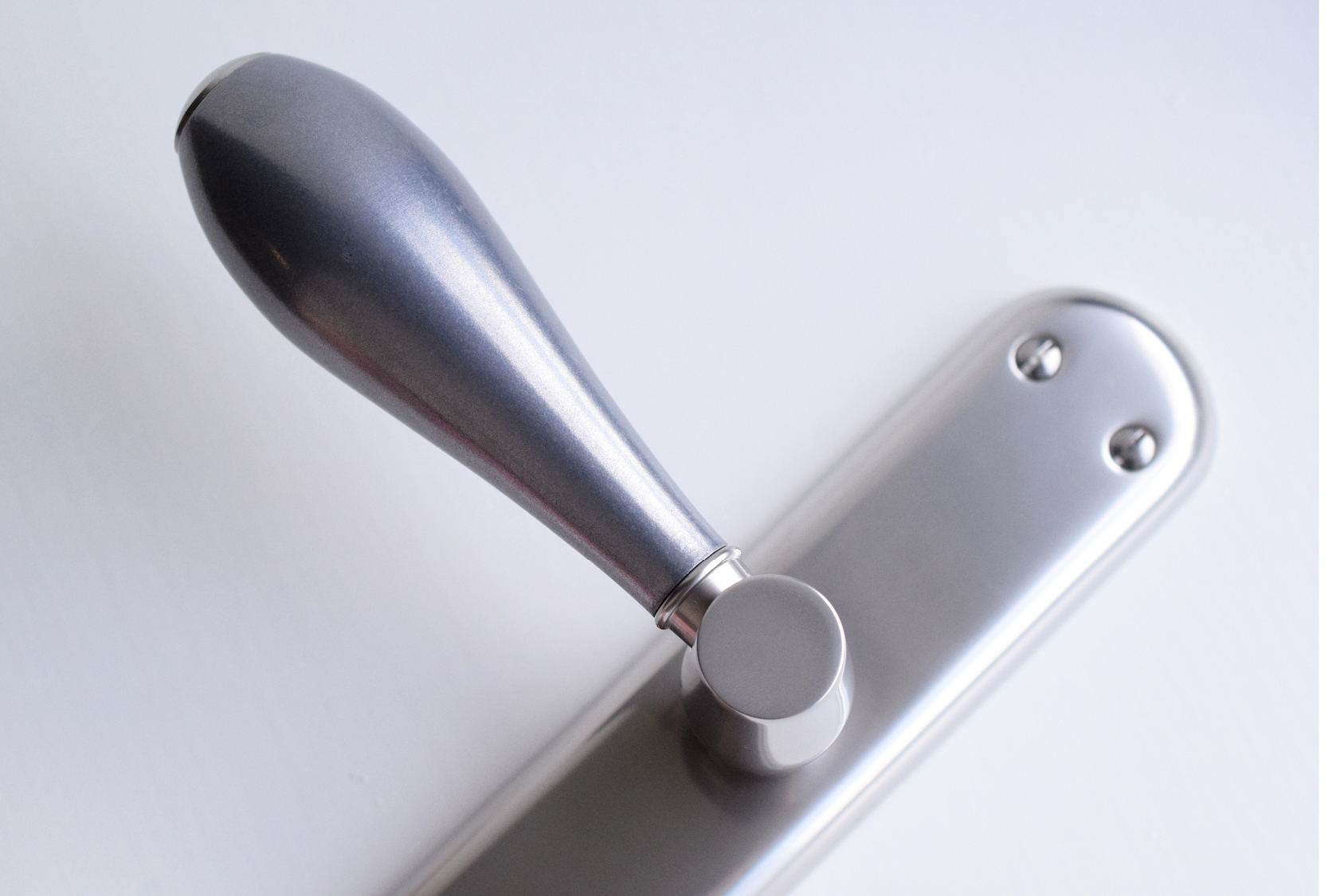 PLAIN COMBINATION AMALFINE™ DOOR LEVER