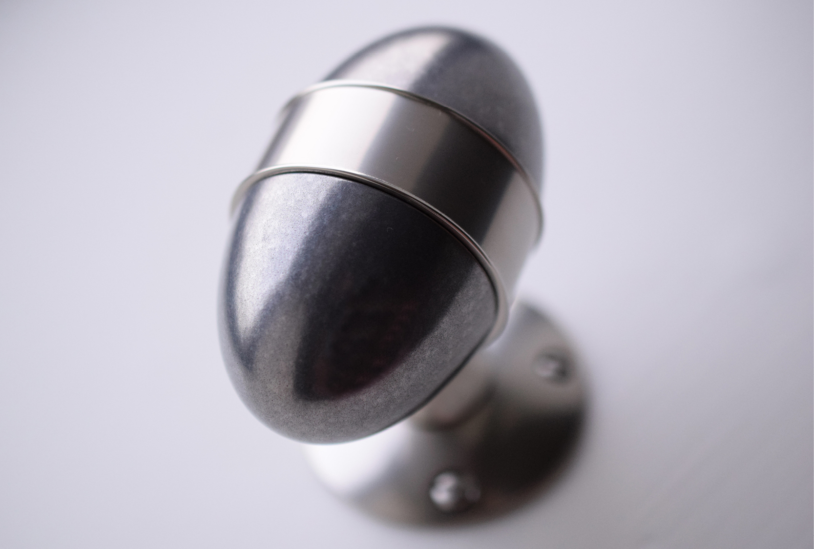 BANDED EGG AMALFINE™ DOOR KNOB