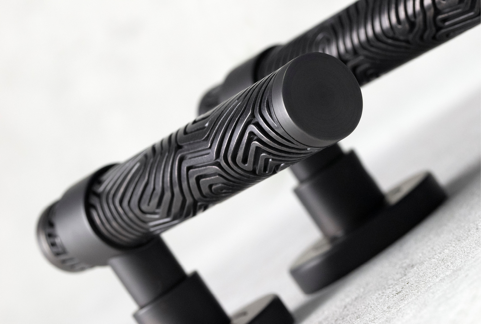 LABYRINTH STEPPED RECESS AMALFINE™ DOOR LEVER